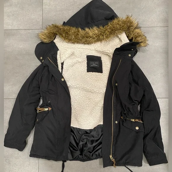 FINAL PRICE 💚NWOT Love Tree Women’s Black Sherpa Hooded Jacket Size S - Picture 1 of 4